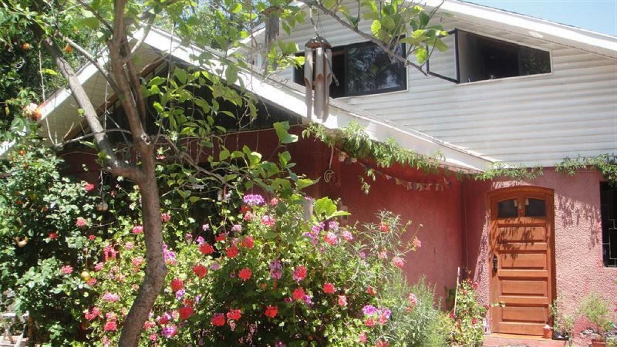 Casa de 4 dormitorios en Santiago, Chile No. 3767