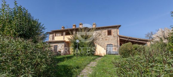 6 bedrooms House in San Venanzo, Italy No. 238562 8