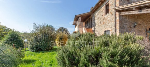6 bedrooms House in San Venanzo, Italy No. 238562 9