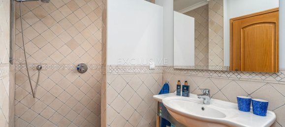 4 bedrooms House in Lagoa, Portugal No. 104639 16