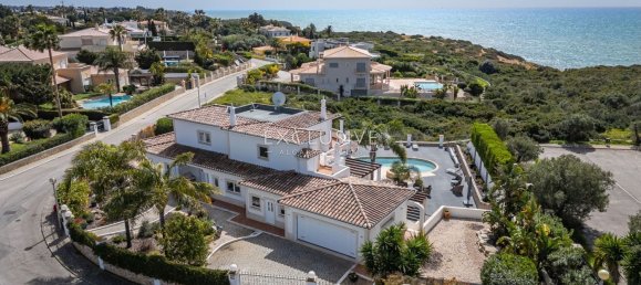 4 bedrooms House in Lagoa, Portugal No. 104639 3