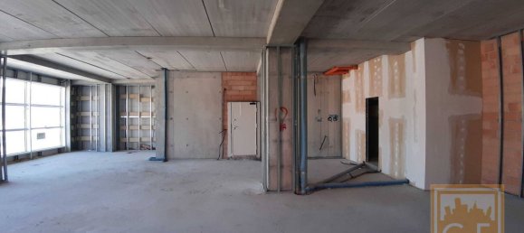 210m² Office in Montebelluna, Italy No. 169652 6