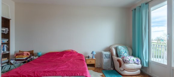 1 bedroom Apartment in Blois, France No. 85264 3