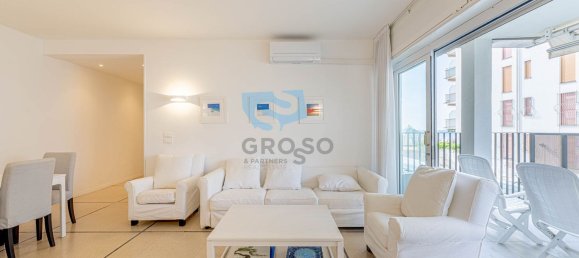 6 bedrooms Apartment in Jesolo, Italy No. 381274 9