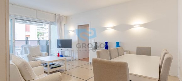 6 bedrooms Apartment in Jesolo, Italy No. 381274 2