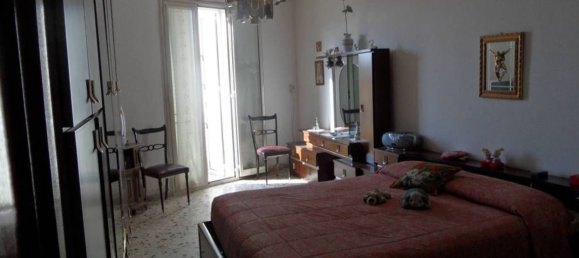 3 rooms Apartment in Sciacca, Italy No. 169638 5