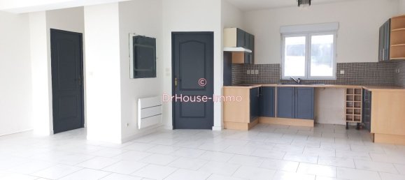 3 bedrooms House in Druye, France No. 214990 2