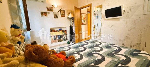 3 Schlafzimmer Wohnung in Florence, Italy, Nr. 283183 23