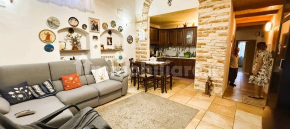 3 Schlafzimmer Wohnung in Florence, Italy, Nr. 283183 7