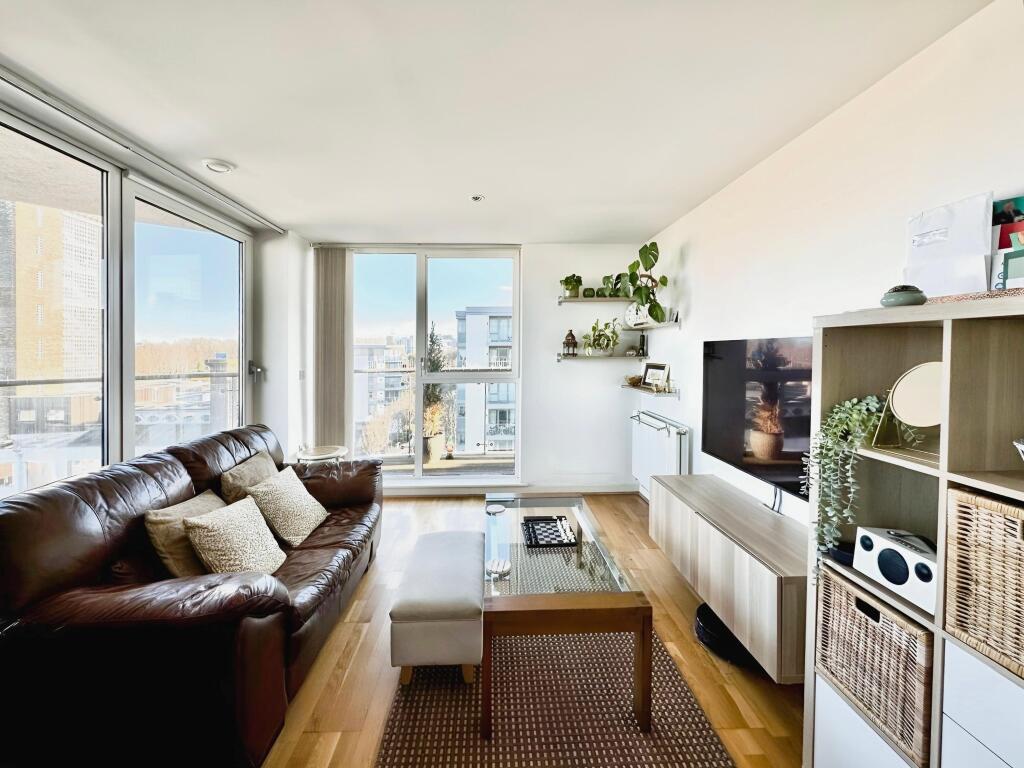 1 bedroom Apartment in Brentford, United Kingdom No. 10743