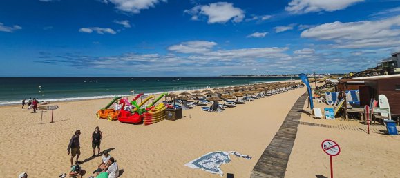 5 bedrooms House in Guia, Portugal No. 133314 36