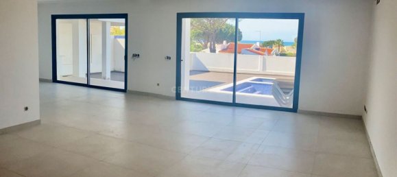 5 bedrooms House in Guia, Portugal No. 133314 25