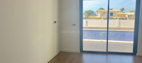 5 bedrooms House in Guia, Portugal No. 133314 22