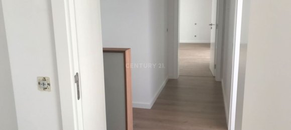 5 bedrooms House in Guia, Portugal No. 133314 3