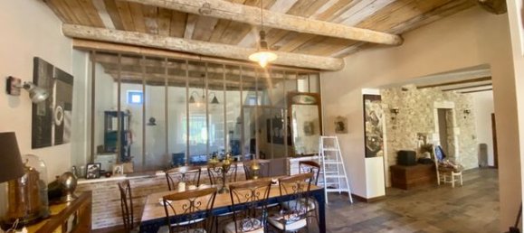  Castillos de 6 dormitorios en Saint-Paul-Trois-Chateaux, France No. 308272 2