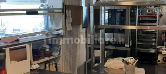 111m² Commercial property in Putignano, Italy No. 311407 11