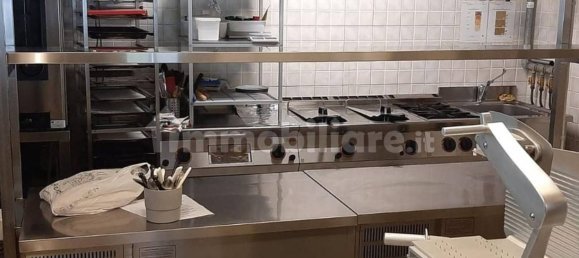 111m² Commercial property in Putignano, Italy No. 311407 14