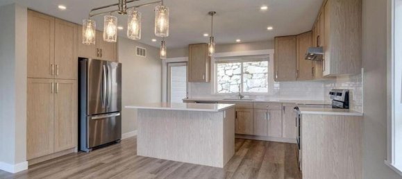 3 bedrooms House in British Columbia, Canada No. 1105 5