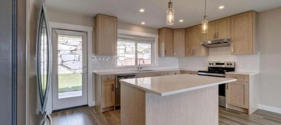 3 bedrooms House in British Columbia, Canada No. 1105 7