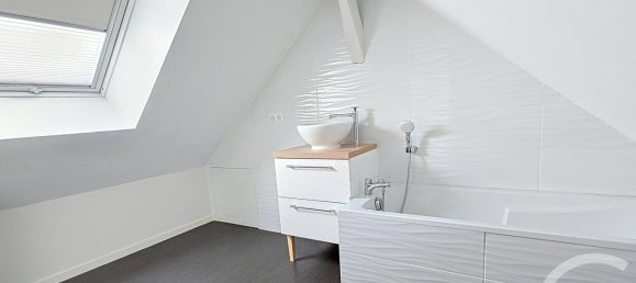 Дом с 5 спальнями в Труа, Франция № 344721 7