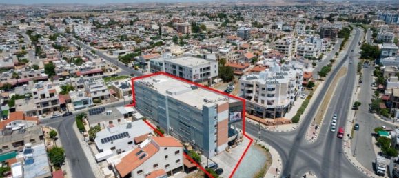 2100 m² propiedad comercial en venta en Larnaca, Larnaka, Cyprus № 24506 5