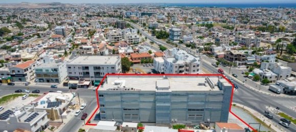 2100 m² propiedad comercial en venta en Larnaca, Larnaka, Cyprus № 24506 4