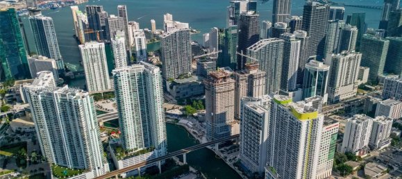 3 bedrooms Commercial property for sale in Miami, Miami-Dade, Florida, USA № 614194 2