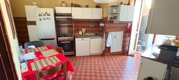 3 Schlafzimmer Wohnung in Milan, Italy, Nr. 364984 10