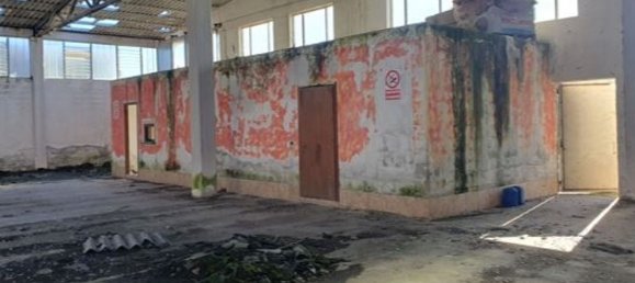 1175m² Commercial property in San Benedetto Po, Italy No. 364364 4