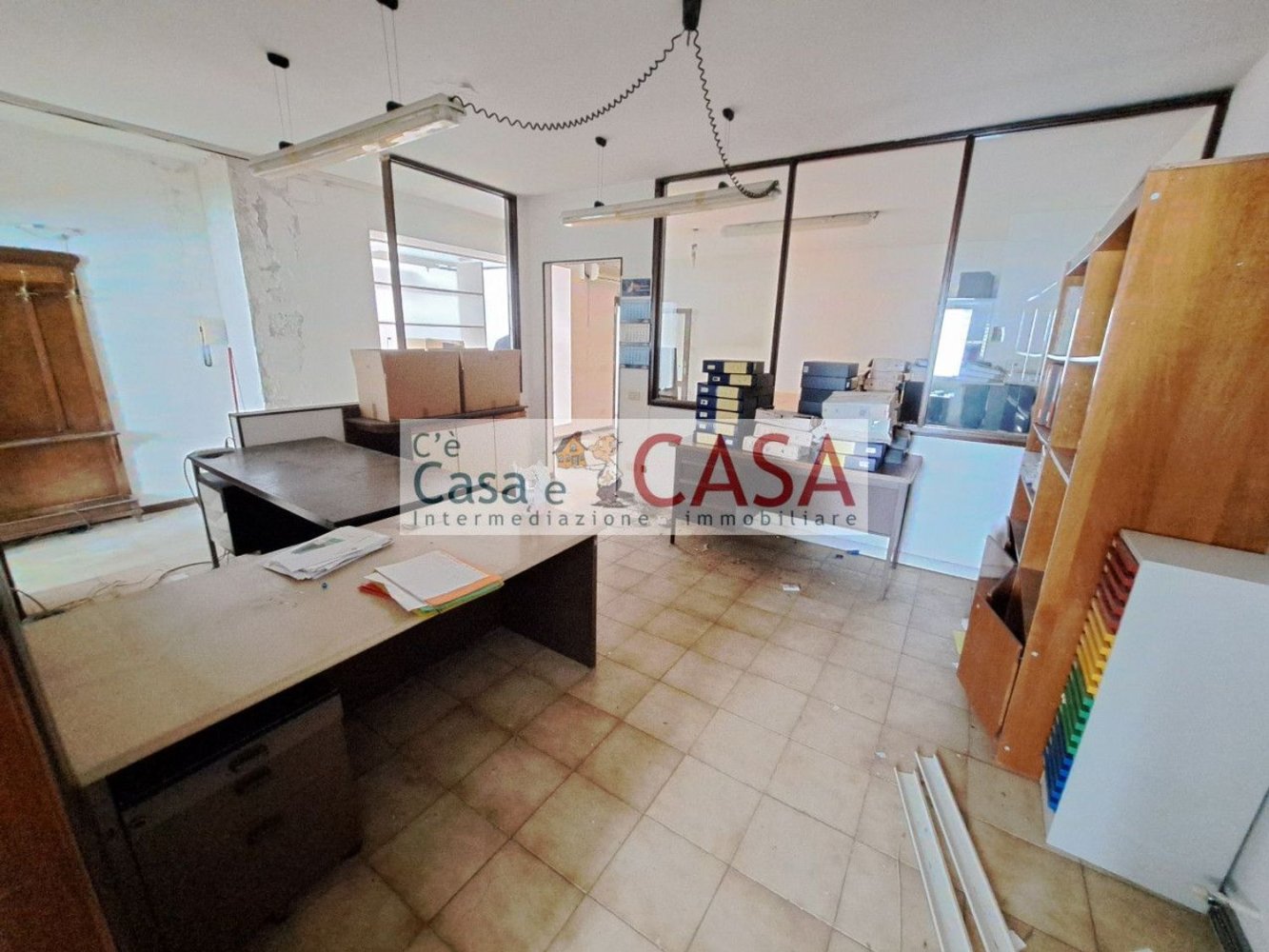 250m² Office in Noventa Padovana, Italy No. 179188