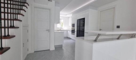 4 bedrooms Villa in Chalong, Thailand No. 6115 2