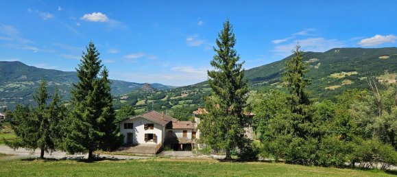 4 rooms House in Varsi, Italy No. 285677 2