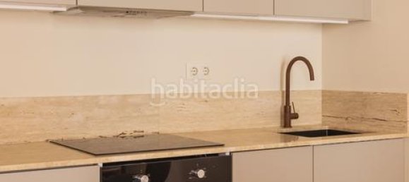 1 Schlafzimmer Wohnung in Ciutat Vella, Spain, Nr. 134462 9