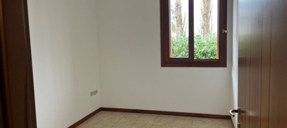 3 rooms Apartment in Massanzago, Italy No. 145169 14