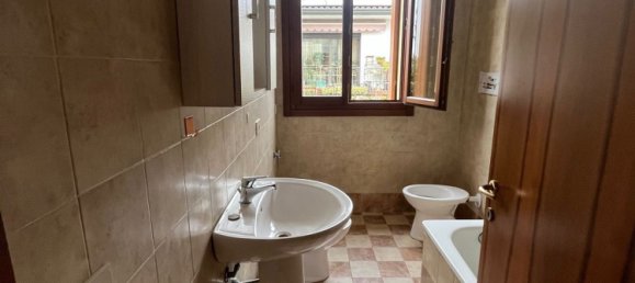 3 rooms Apartment in Massanzago, Italy No. 145169 20