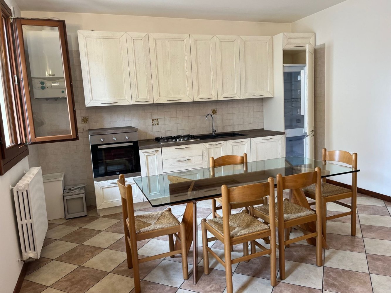 3 rooms Apartment in Massanzago, Italy No. 145169