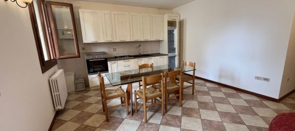 3 rooms Apartment in Massanzago, Italy No. 145169 2