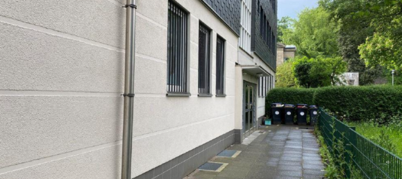 36-salle Bâtiment à Wuppertal, Germany No. 37397 3