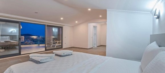 7 rooms Villa in Antalya, Turkey No. 15617 11