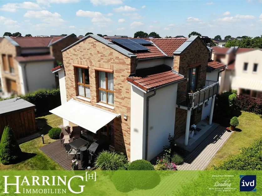 4 bedrooms House in Stormarn, Germany No. 13817