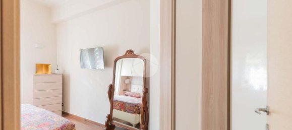 Apartamento de 3 dormitorios en Rome, Italy No. 338037 21