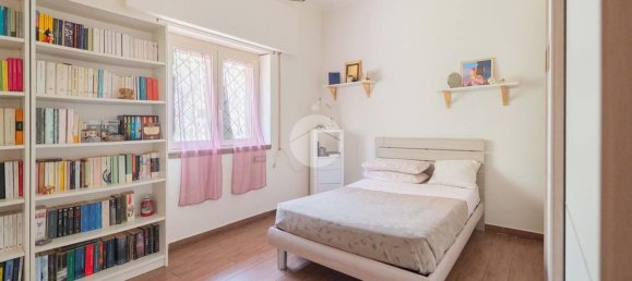 Apartamento de 3 dormitorios en Rome, Italy No. 338037 17