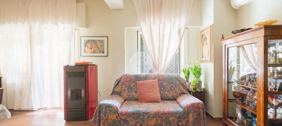 Apartamento de 3 dormitorios en Rome, Italy No. 338037 7