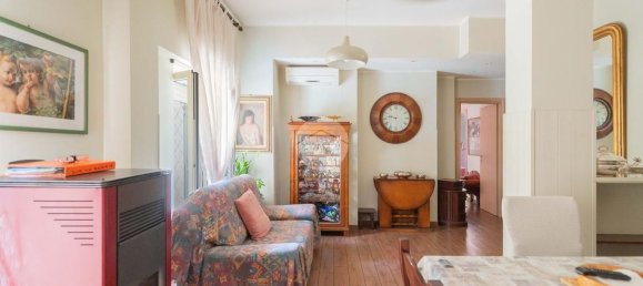 Apartamento de 3 dormitorios en Rome, Italy No. 338037 6