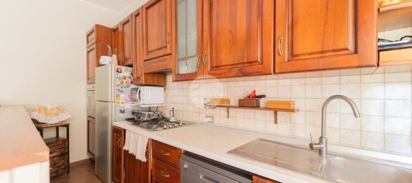 Apartamento de 3 dormitorios en Rome, Italy No. 338037 11