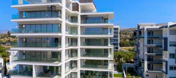 3 bedrooms Penthouse in Agios Tychonas, Cyprus No. 7875 16
