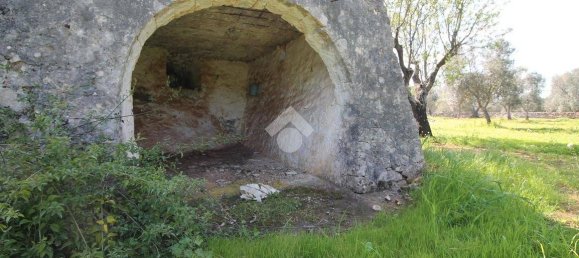 Studio in Ostuni, Italy No. 196333 18