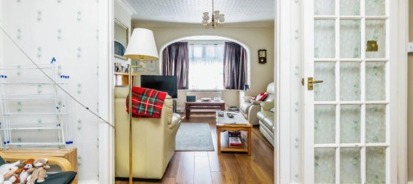 3 bedrooms Commercial property in Croydon, United Kingdom No. 8142 13