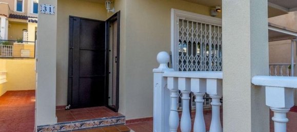 3 غرف نوم فيلا في Alicante, Spain رقم 176502 33