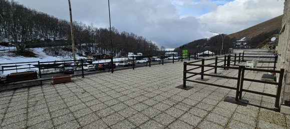 3 bedrooms Apartment in Rieti, Italy No. 350492 6